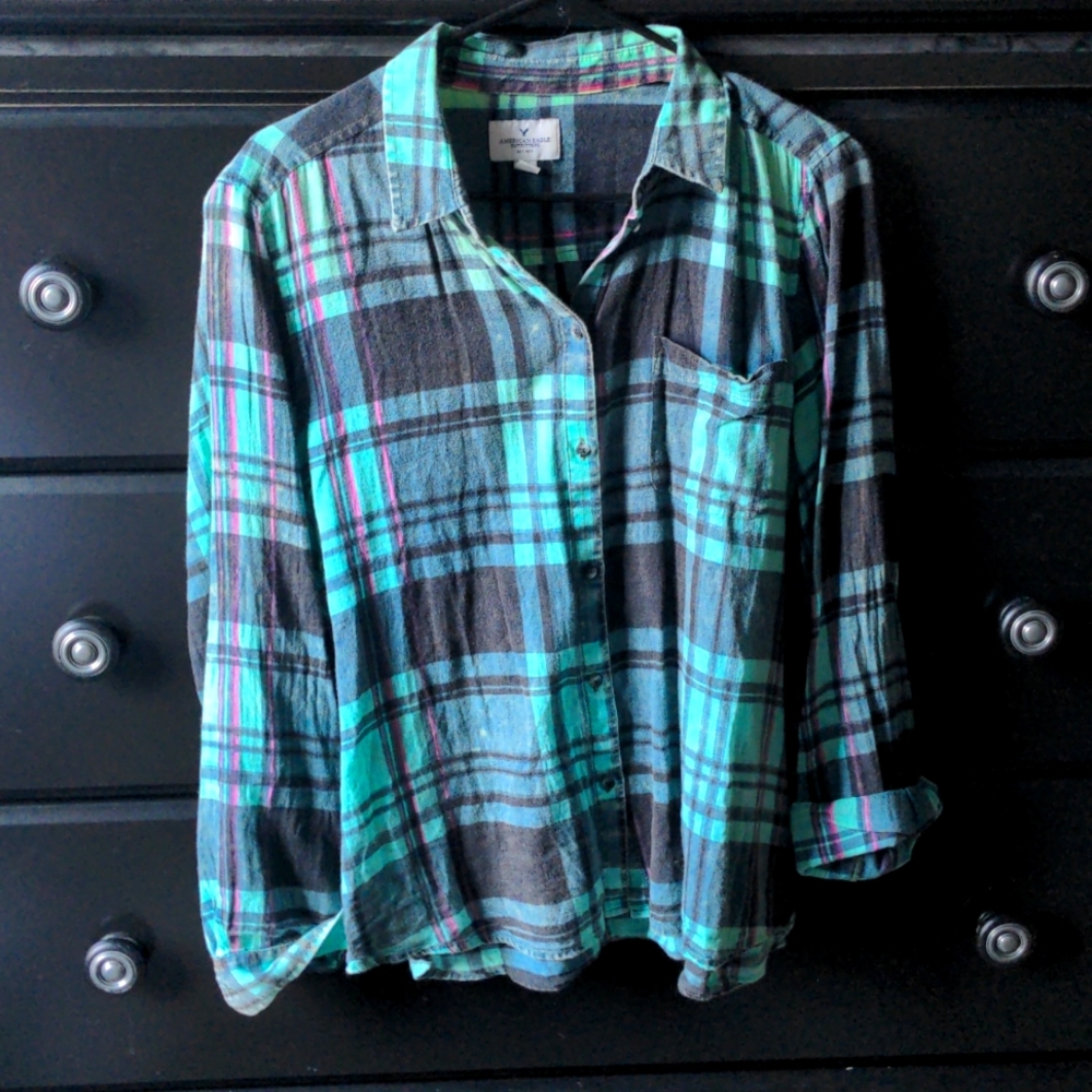 American Eagle light-weight flannel